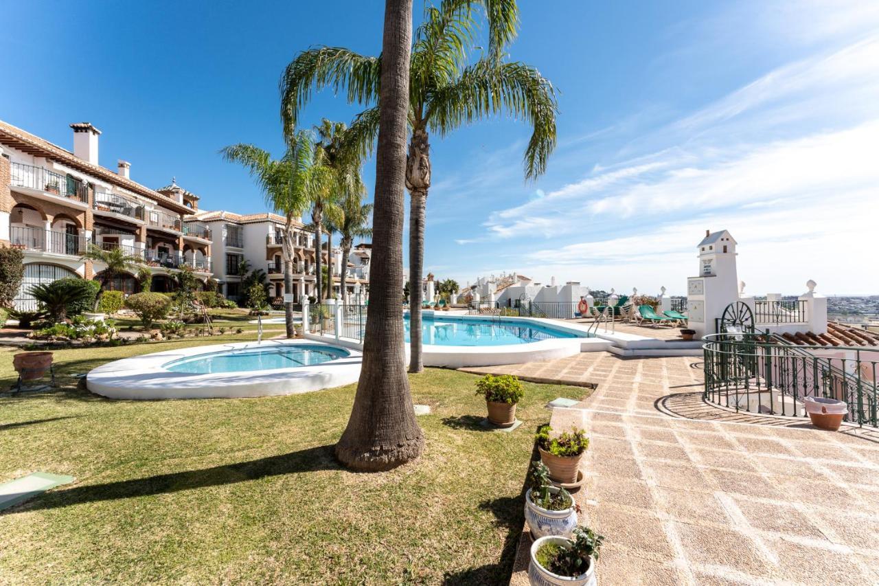 Malagasuite Mijas Golf Panoramic Views 푸엔히롤라 외부 사진